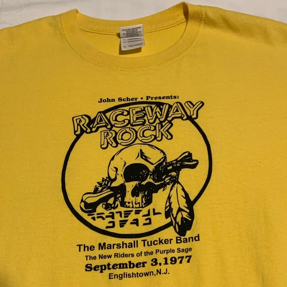 VTG 90s-Y2K Grateful Dead 1977 Englishtown Raceway Rock Graphic T-Shirt